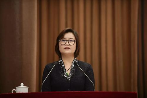 从司机到伴郎 周群飞与郑俊龙携手书写“洛芙科技”的湖南传奇